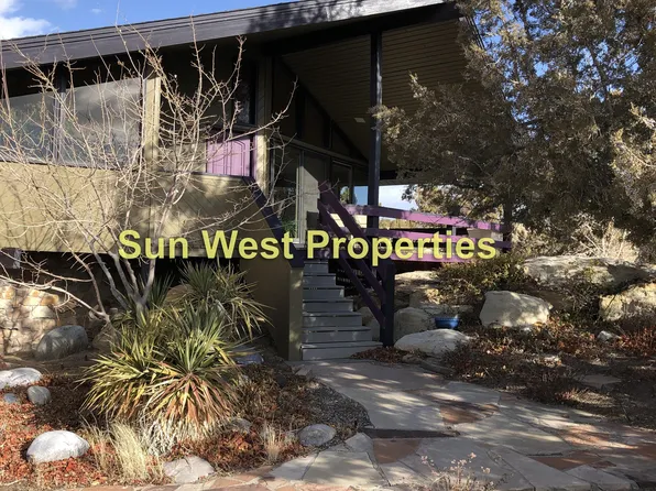 6314 Foothills Dr, Farmington, NM 87402