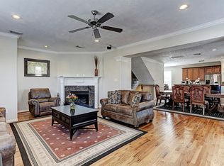 3250 Beverly Gardens Ct, Houston, TX 77057