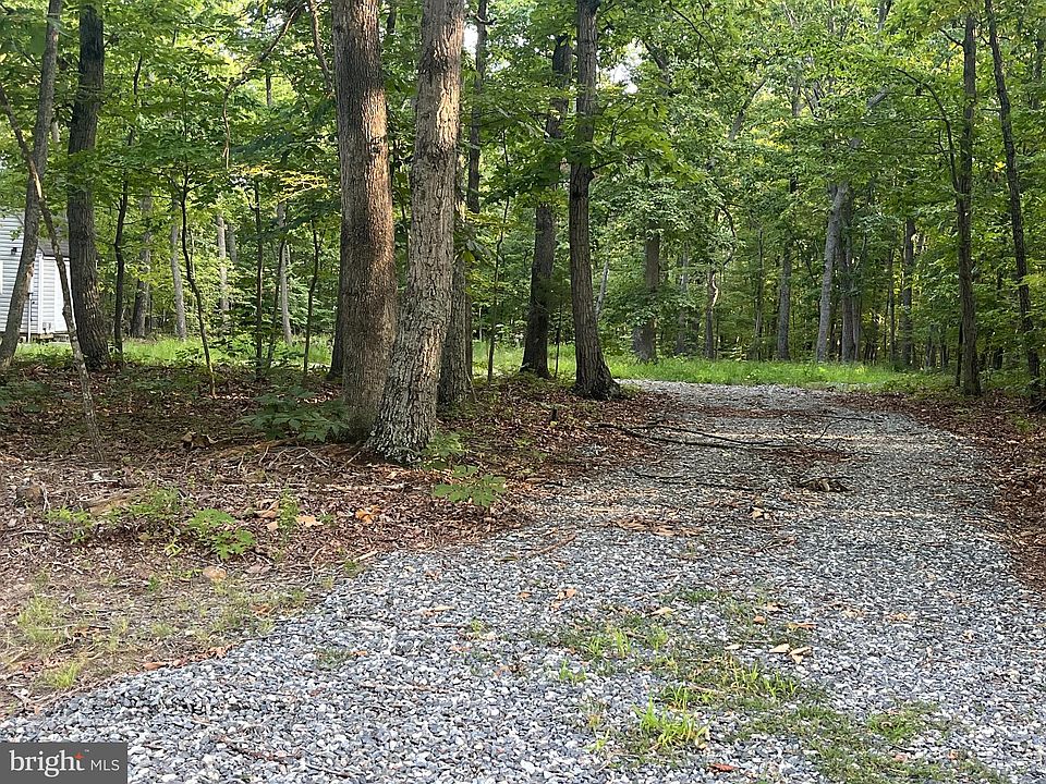2nd image of 169 Linda Ln