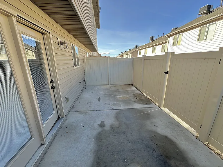 340 W 1425 N #103 — Photo 15
