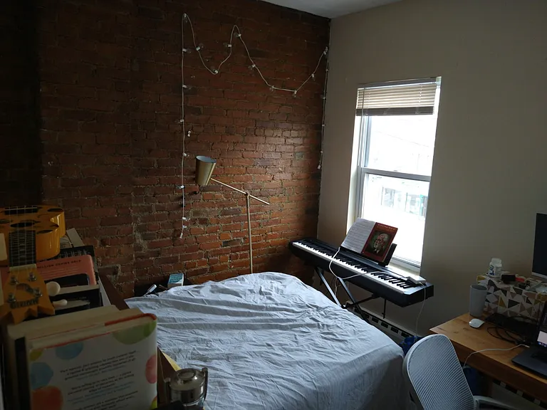894 Huntington Ave #5 — Photo 2