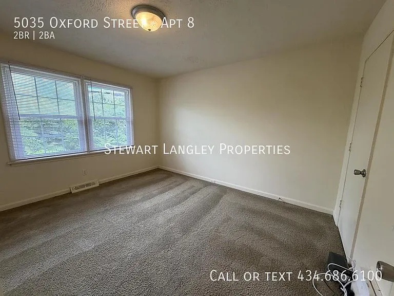5035 Oxford St #8 — Photo 19