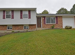 934 Beechmeadow Ln, Cincinnati, OH 45238