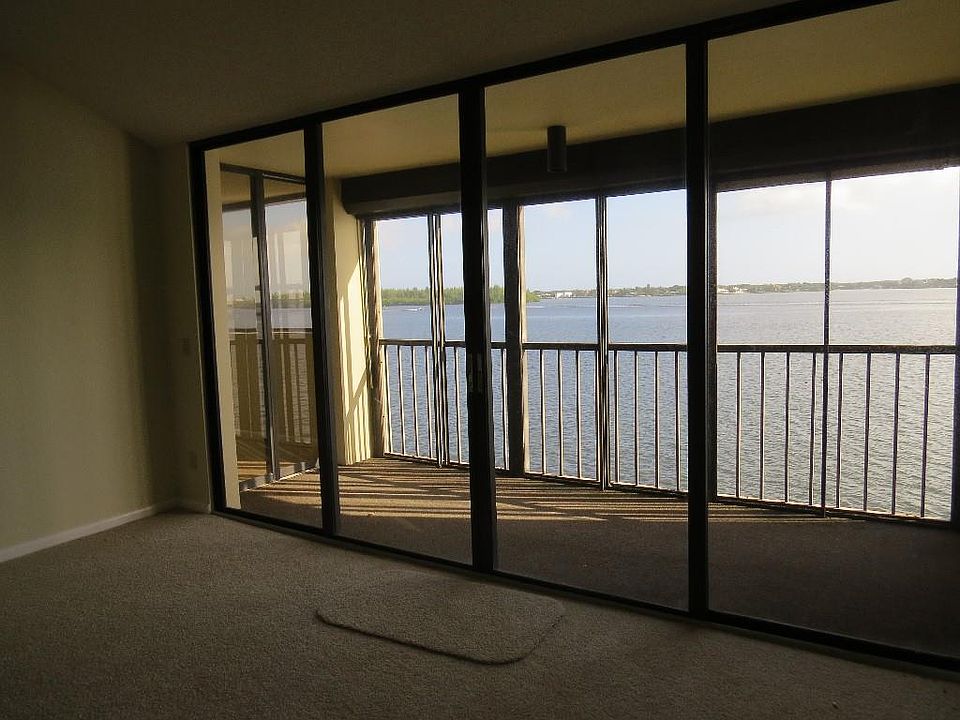 1st image of 1840 Tarpon Ln APT 303