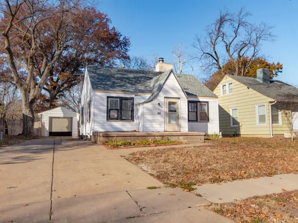 633 N Dellrose Ave, Wichita, KS 67208