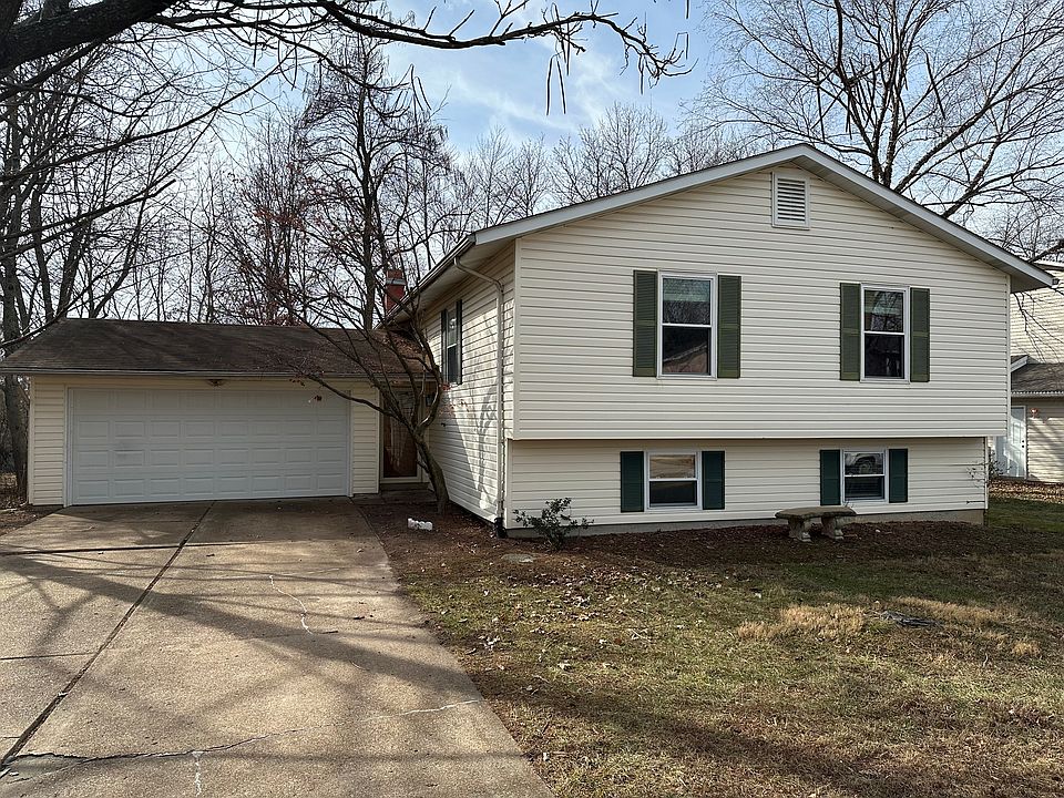 1st image of 4007 Graybridge East Dr