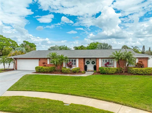 8401 Granite Pl, Tampa, FL 33615