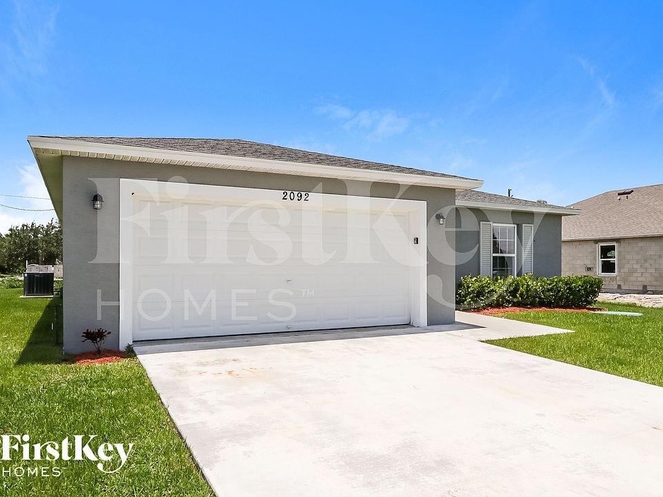 1st image of 2092 SW Altman Ave