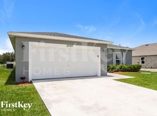 2092 SW Altman Ave, Port Saint Lucie, FL 34953