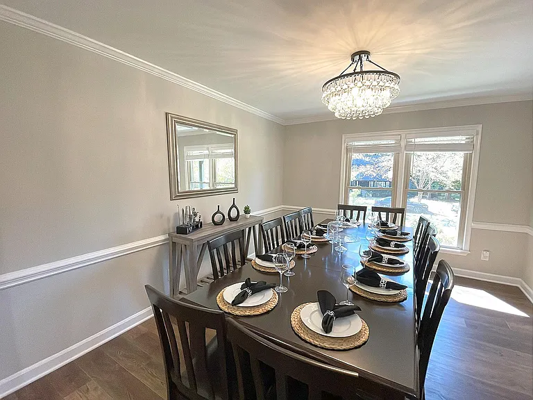 7204 Leaves Ln — Photo 3