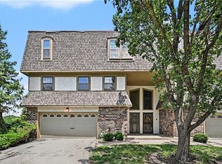 10216 Locust St, Kansas City, MO 64131