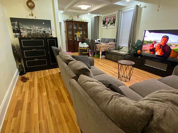 2nd image of 315 Kennedy Blvd Floor 1