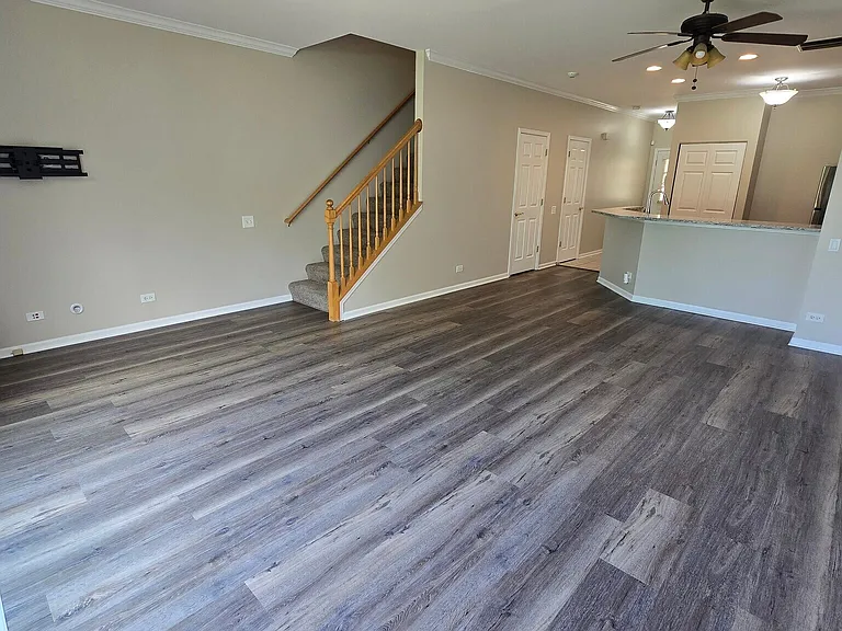 Stonewater Dr — Photo 4