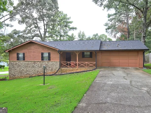 15 Lamp Post Ct, Stockbridge, GA 30281