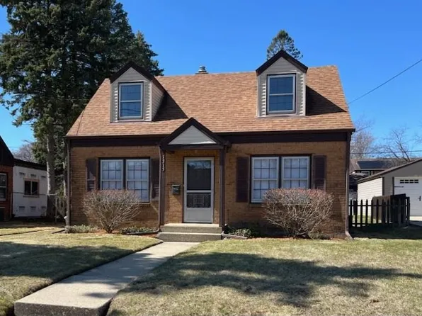 1315 21st St, Rockford, IL 61108