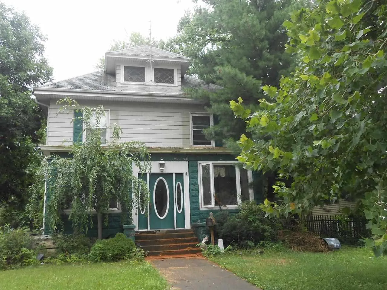 310 S Capitol St photo 1
