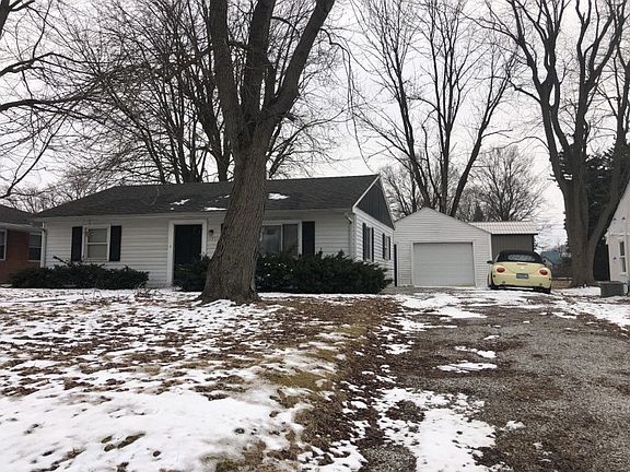 2nd image of 1711 Eastwood Dr