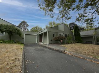 1785 NW Rolling Hill Dr, Beaverton, OR 97006