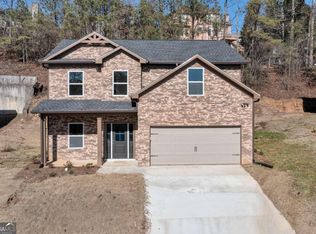 6932 Shadow Ridge Ln, Stone Mountain, GA 30087