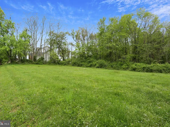 20910 Delta Dr, Gaithersburg, MD 20882