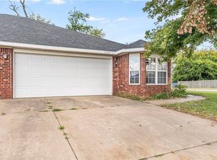 4100 Chapelstone Ave #1, Bentonville, AR 72712