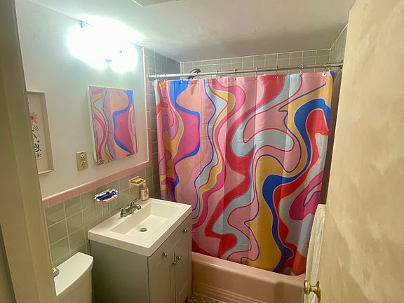 5th image of 434 Mount Auburn St #1-3