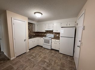 31 Boston St #B, Coventry, RI 02816