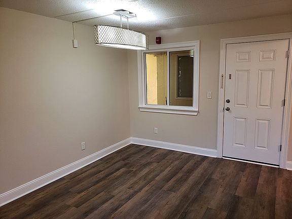 4th image of 209 W Miracle Strip Pkwy APT D207