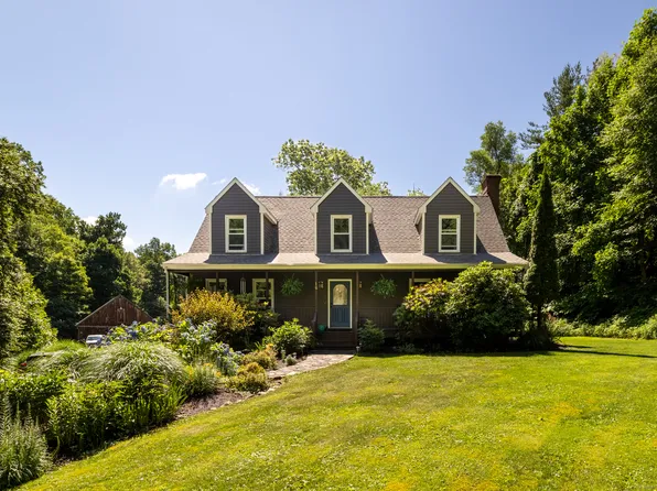16 Osborne Hill Road Extension, Newtown, CT 06482
