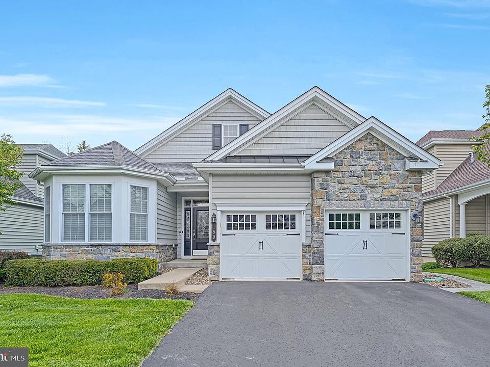 1st image of 159 Pilgrim Dr