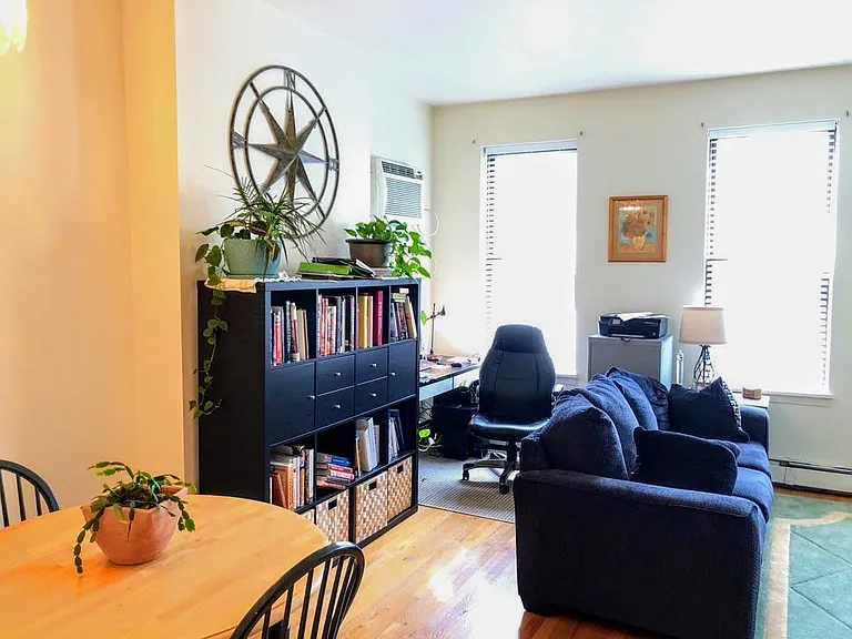 496 Pavonia Ave #B3 — Photo 6