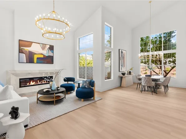2511 Hacker Dr, Henderson, NV 89074