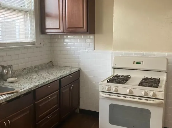 407 William St, East Orange, NJ 07017