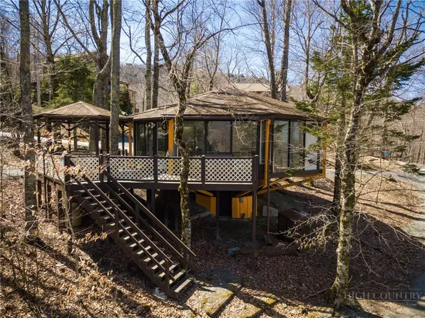 240 Birchwood Lane, Beech Mountain, NC 28604