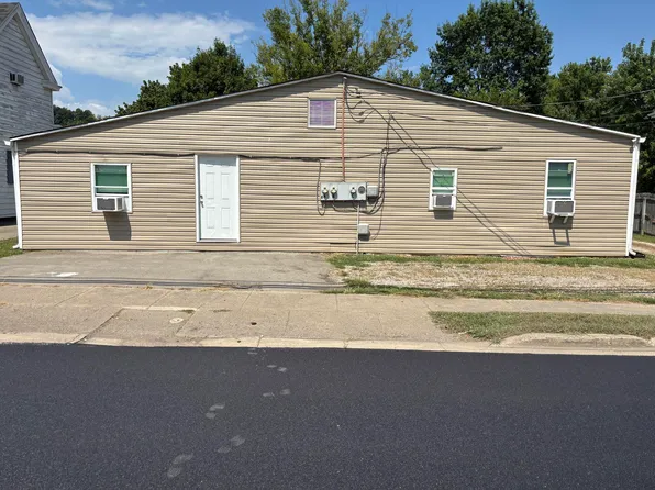 808 W Shelby St, Falmouth, KY 41040