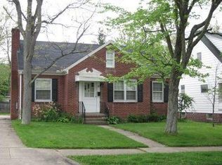 16 N Shannon Ave, Athens, OH 45701