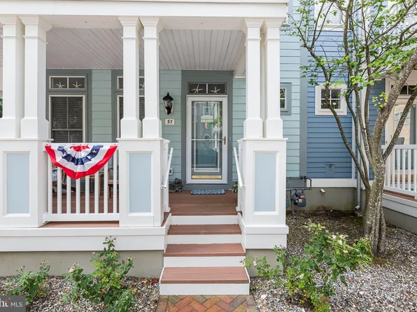 37 Sunset Island Dr, Ocean City, MD 21842