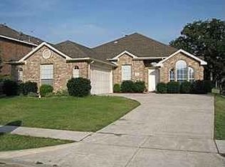 523 Chapel Crk, Lake Dallas, TX 75065