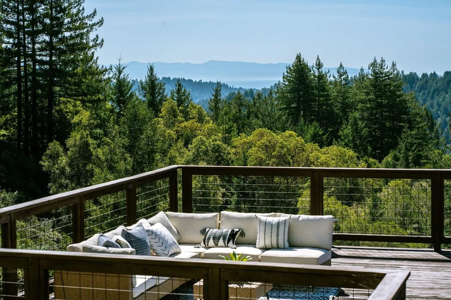 555 Bohnen Rd photo 1