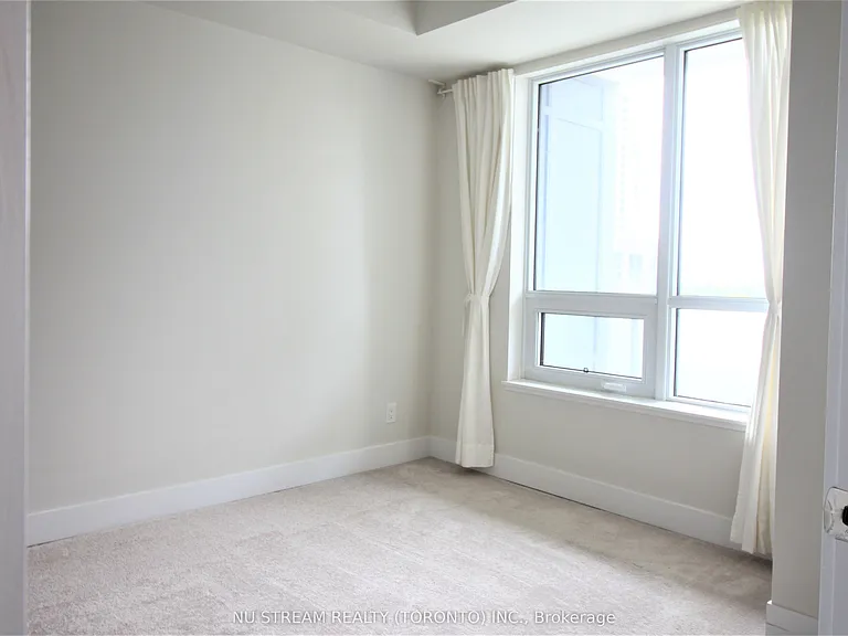 7 Kenaston Gdns #507 — Photo 10