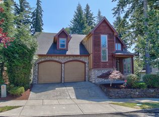 8212 SE Pineridge Ct, Portland, OR 97236