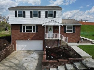 5654 Sandra Dr, Pittsburgh, PA 15236