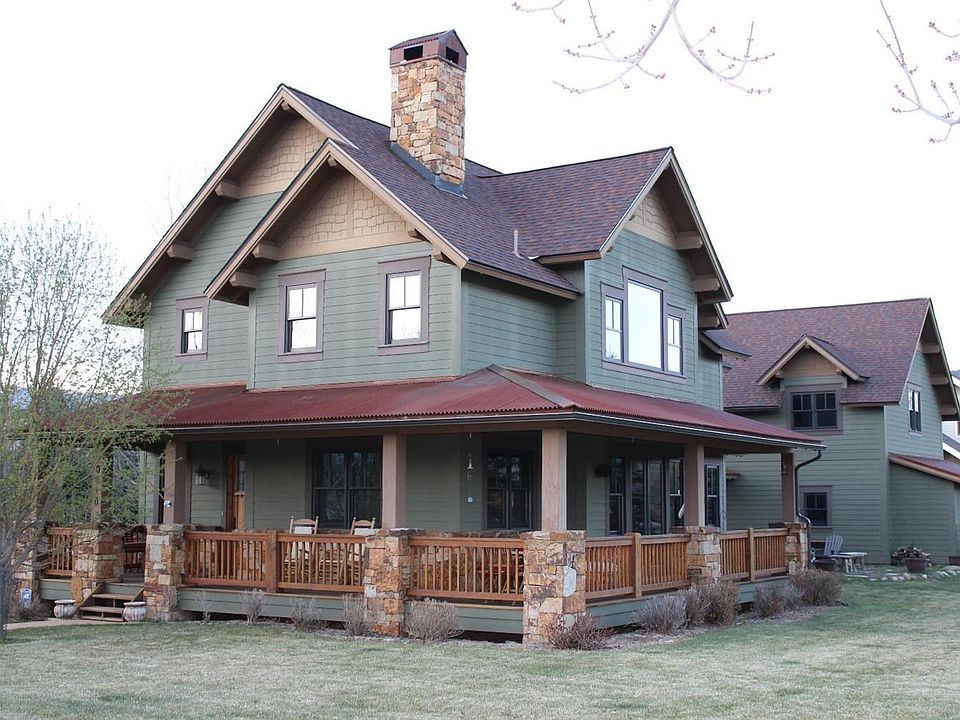 2nd image of 10 Robins Egg Ln