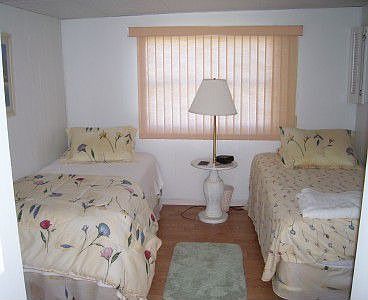 5th image of 642 Blackburn Blvd