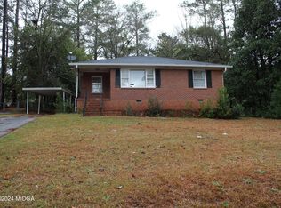 2054 Bayswater Rd, Macon, GA 31211