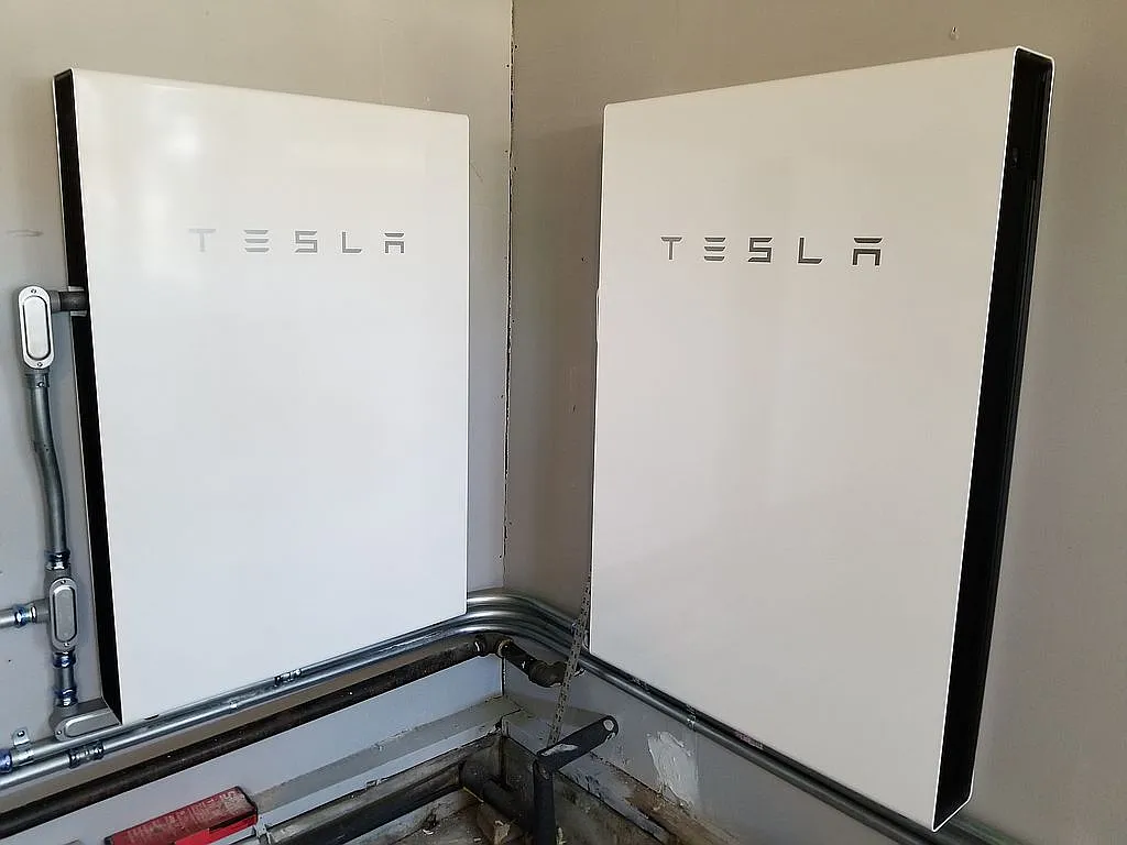 732 Commonwealth Blvd photo 1