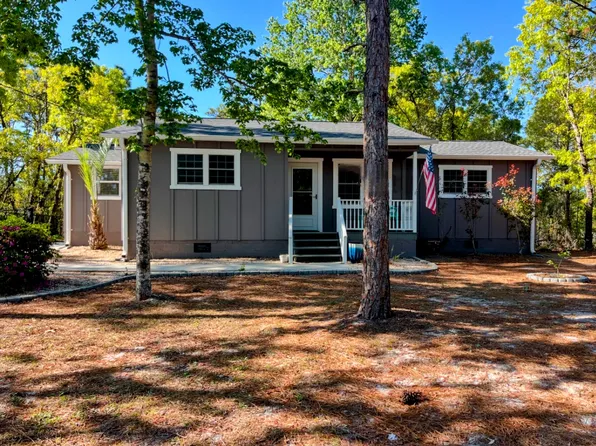 1024 Morehead Rd, Southport, NC 28461