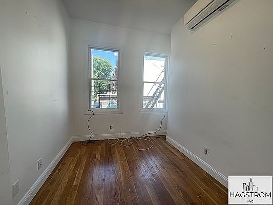 3rd image of 299 Wyckoff Ave APT 2F