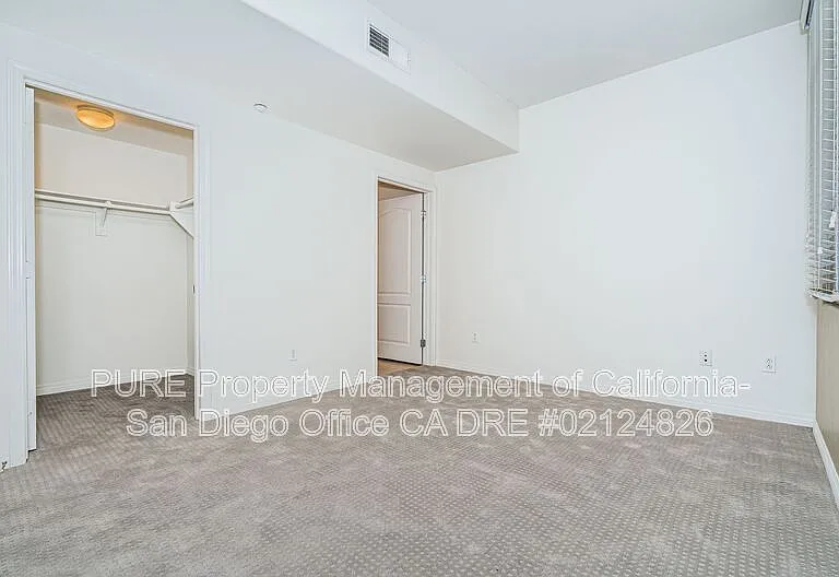 3950 Ohio St #502 — Photo 10