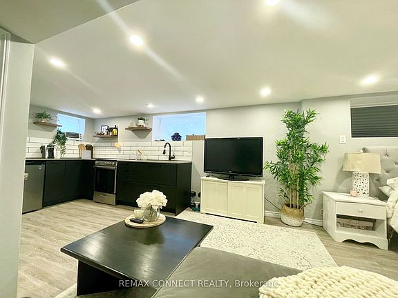 2nd image of 264 Sterling Rd #Basement